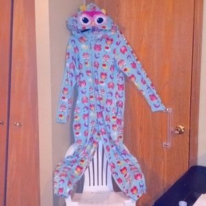 Aqua/pink&orange Owls footless, zip-up hooded 1 piece pajamas by: Body candy: XL